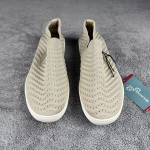 Mountain Sole Knit Slip On Sneaker Womens 10 Beige‎